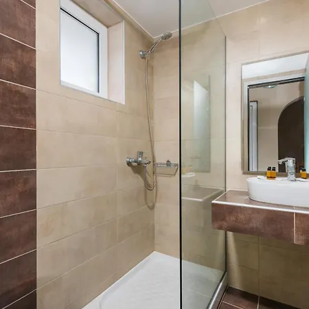 Yakinthos Hotel Laganas