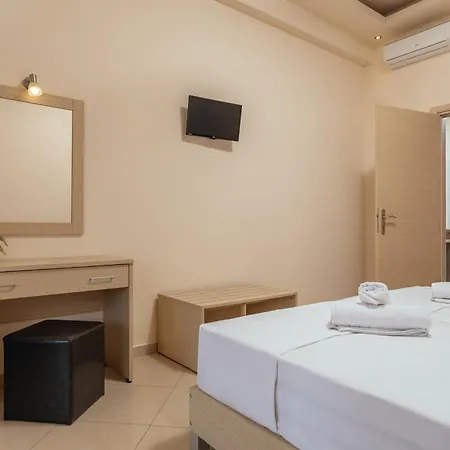 Szálloda Yakinthos 3*