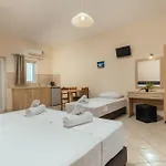 Hotel Yakinthos 3*