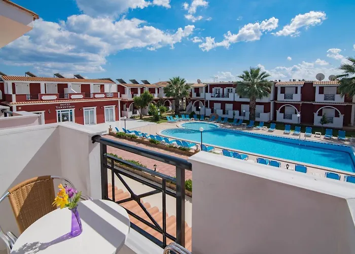 Hotel Yakinthos 3*