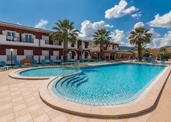Yakinthos Hotel